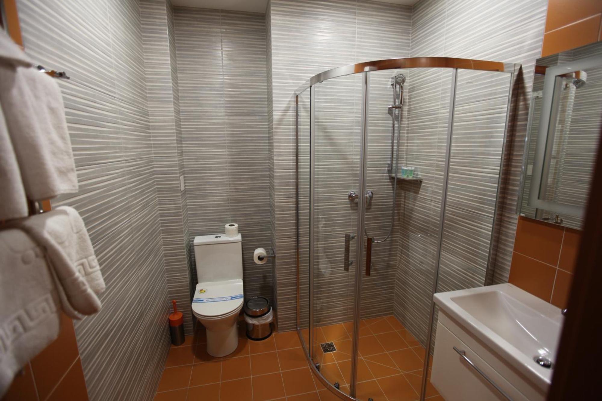 Lomo Hotel Umany Kültér fotó